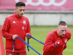 Hannover verpflichtet Bayern-Talent Yousef Emghames (l.)