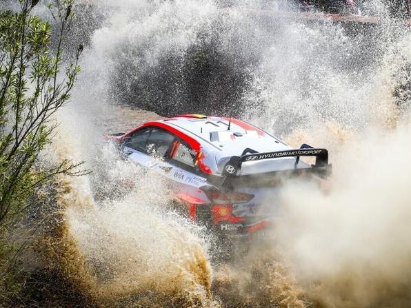 Die Rallye Mexiko wurde vor dem Schlusstag abgebrochen Die Rallye Mexiko wurde vor dem Schlusstag abgebrochen