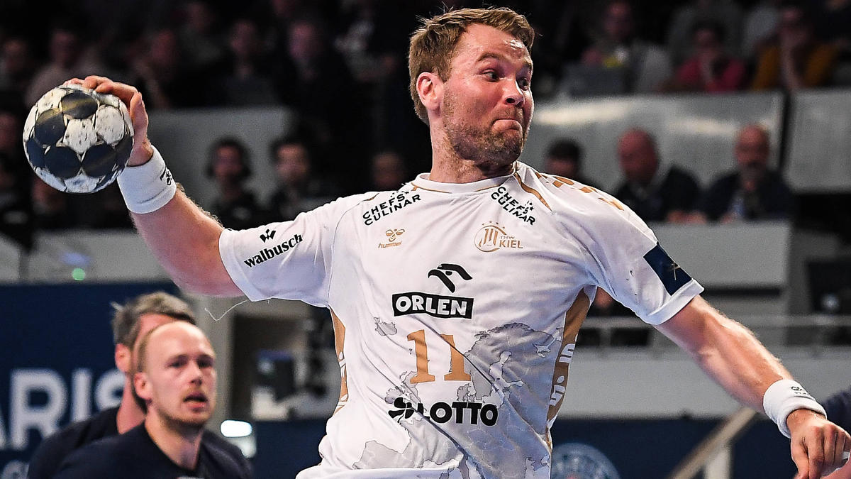 Petter Överby spielt für den THW Kiel in der HBL
