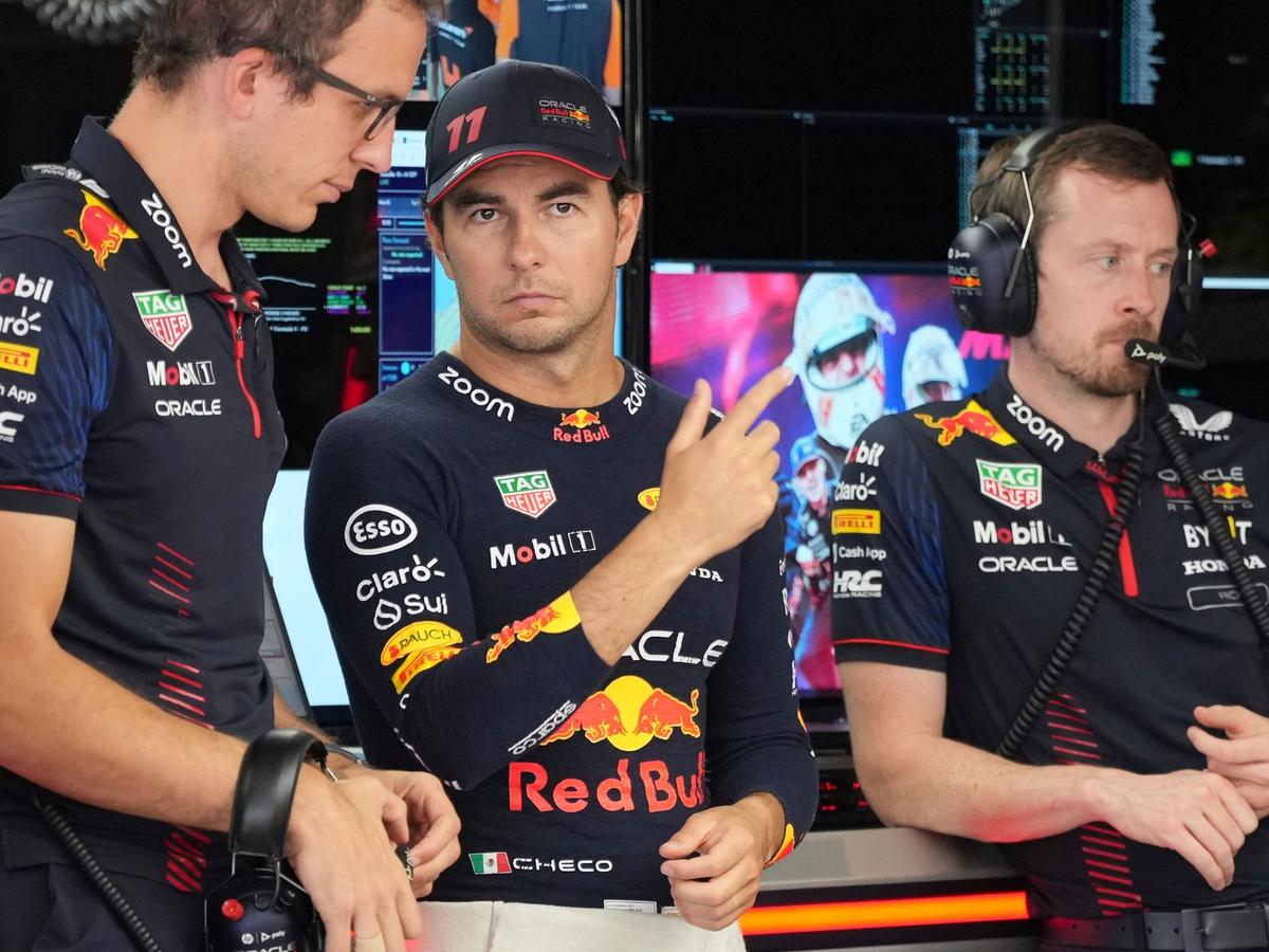 Sergio Perez aus Mexiko (M) fährt seit 2021 für Red Bull.