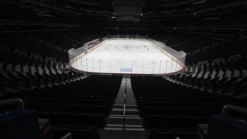 Die Eishockeyhallen in den USA bleiben weiter geschlossen Die Eishockeyhallen in den USA bleiben weiter geschlossen