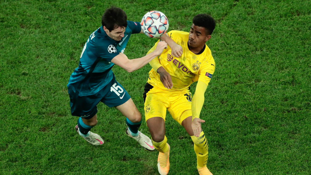 Ansgar Knauff gab gegen Zenit St. Petersburg sein Debüt für den BVB Ansgar Knauff gab gegen Zenit St. Petersburg sein Debüt für den BVB