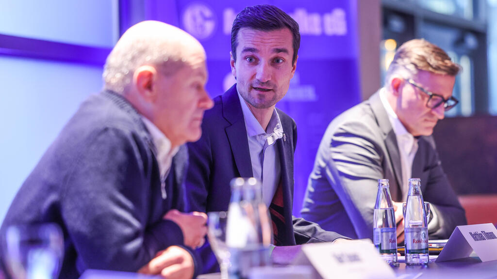 Beim FC Schalke 04 herrscht Unruhe Beim FC Schalke 04 herrscht Unruhe