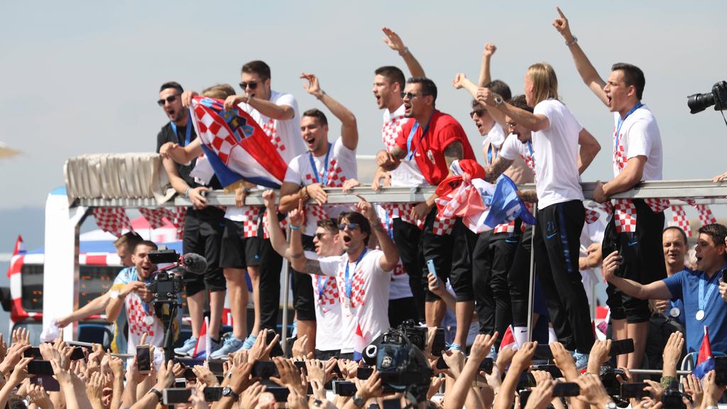 Die Fans feiern mit der kroatischen Nationalmannschaft