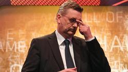 DFB-Boss Reinhard Grindel im Kreuzfeuer