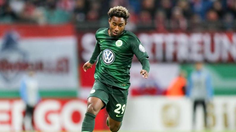Wechselt auf Leihbasis von Wolfsburg in die niederländische Erendivisie: VfL-Spieler John Yeboah Wechselt auf Leihbasis von Wolfsburg in die niederländische Erendivisie: VfL-Spieler John Yeboah
