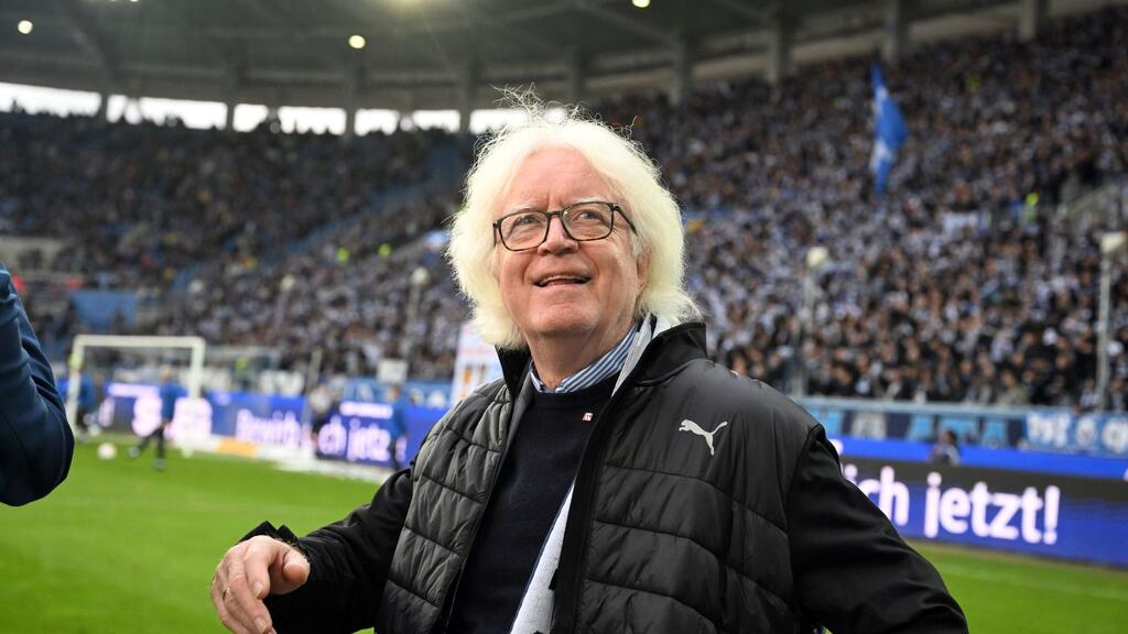 Unter Winfried Schäfer erlebte der Karlsruher SC in den 1990er-Jahren ruhmreiche Zeiten Unter Winfried Schäfer erlebte der Karlsruher SC in den 1990er-Jahren ruhmreiche Zeiten
