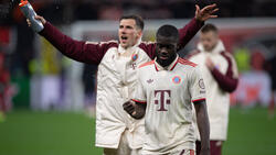 Die Vertragsverlängerung mit Dayot Upamecano (r.) verzögert sich offenbar