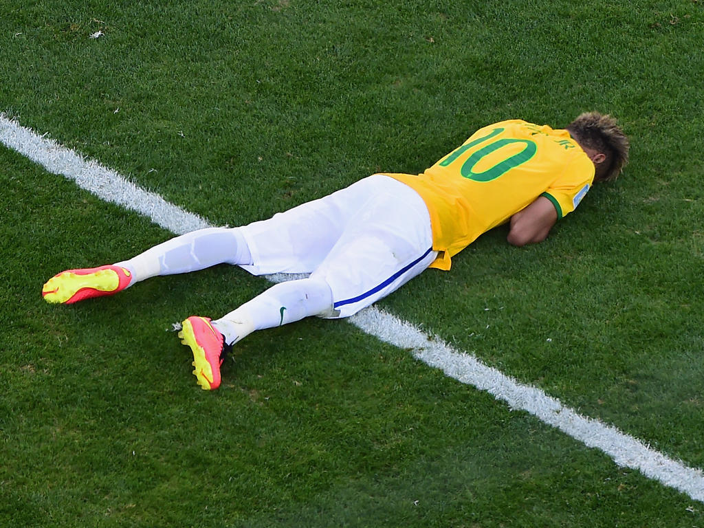 Am Boden: Neymar wird bei der WM nicht mehr für Brasilien auflaufen können