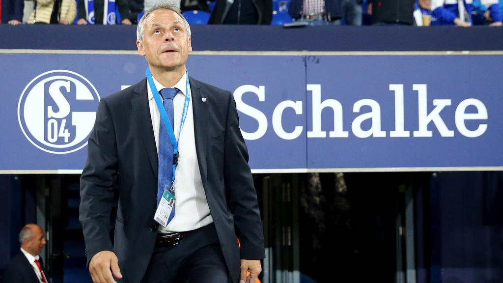 Schalke-Ikone Olaf Thon lobt den BVB und kritisiert den FC Bayern Schalke-Ikone Olaf Thon lobt den BVB und kritisiert den FC Bayern