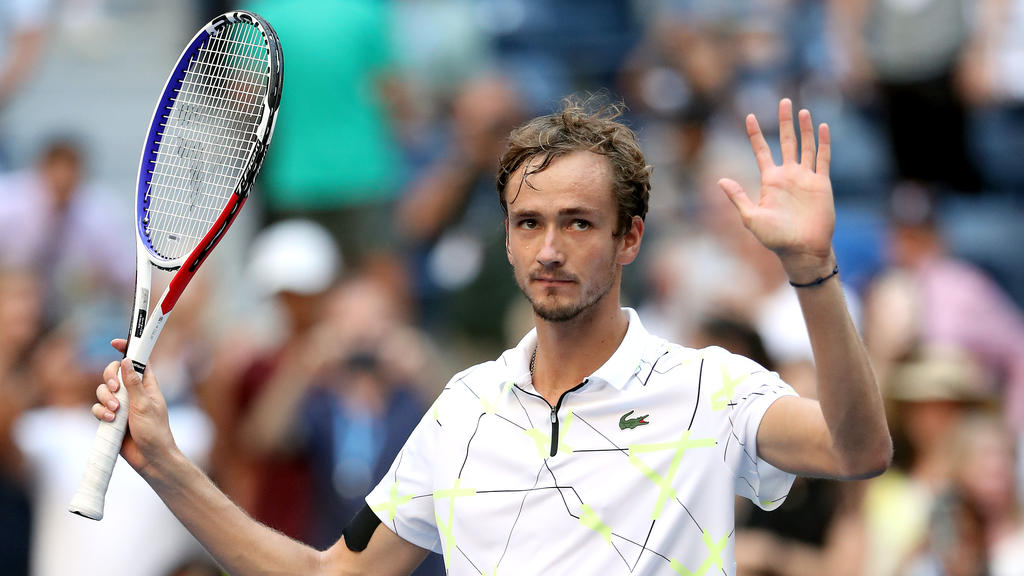 Daniil Medvedev entschuldigt sich nach tagelangen Provokationen bei den US Open Daniil Medvedev entschuldigt sich nach tagelangen Provokationen bei den US Open