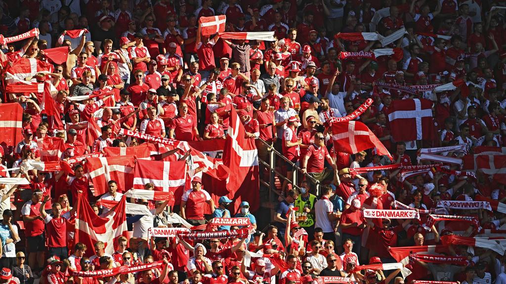 Die dänischen Fans hoffen weiter auf das Achtelfinale