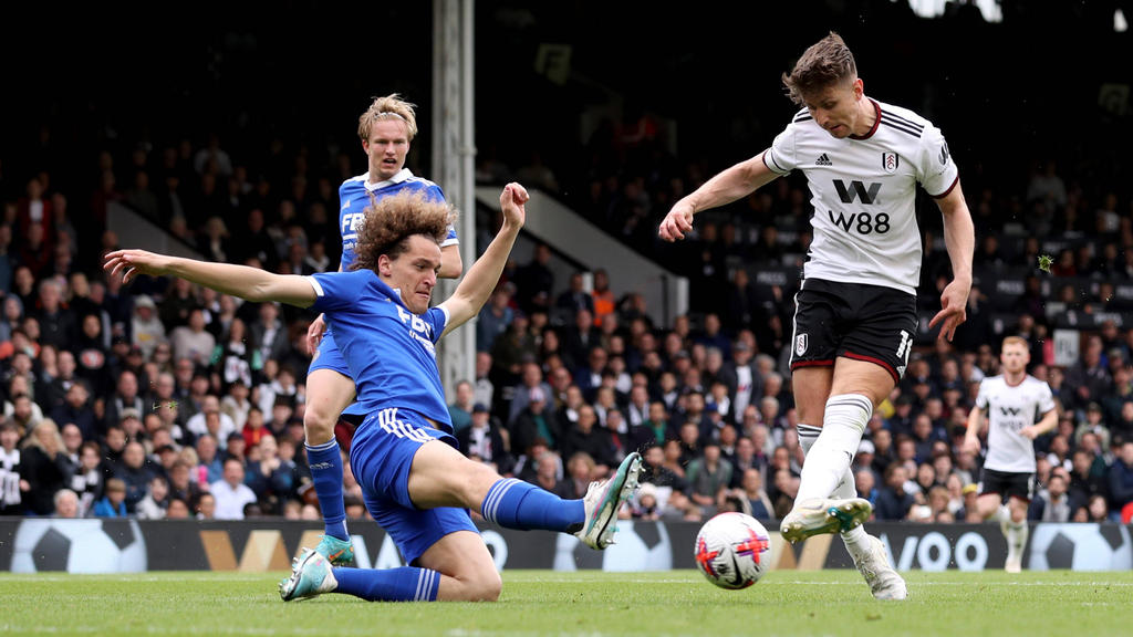 Premier League » acutalités » Fulham hit Leicester for five to dent  survival hopes