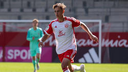 Maximilian Hennig hat beim FC Bayern verlängert