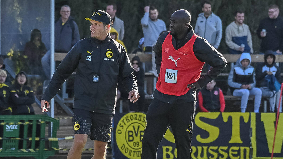 Talente-Coach Otto Addo (r.) verlässt den BVB