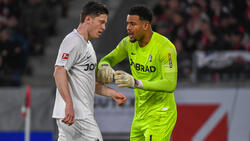 Michael Gregoritsch (l.) und Noah Atubolo vom SC Freiburg sind heiß begehrt