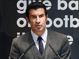 Luis Figo quiere conseguir un fútbol 