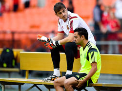 Iker Casillas und Xavi (r.) bei der spanischen Nationalmannschaft