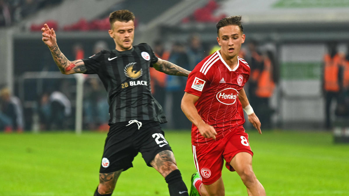 Fortuna Düsseldorf setzte sich gegen Hansa Rostock durch