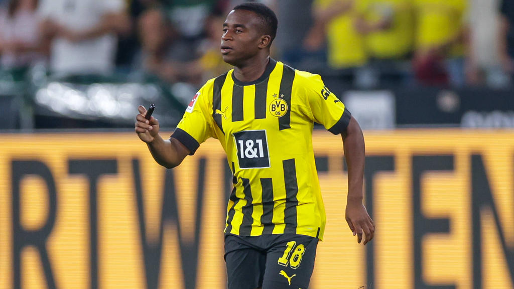 ANGRIFF: Youssoufa Moukoko (bis 90.) - Note: 2,5