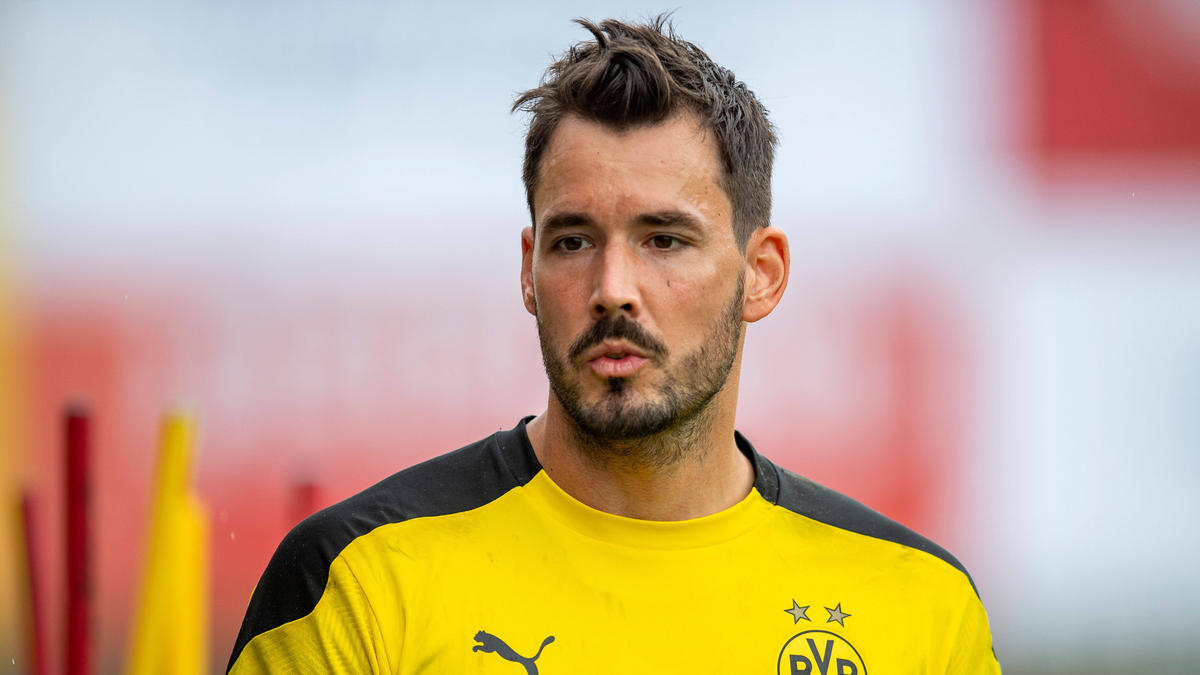 BVB-Keeper Roman Bürki meldete sich für die Gladbach-Partie fit BVB-Keeper Roman Bürki meldete sich für die Gladbach-Partie fit