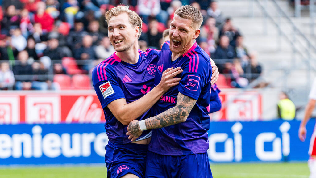Jody de Wijs (r.) hat bei Fortuna Düsseldorf offenbar keine Zukunft Jody de Wijs (r.) hat bei Fortuna Düsseldorf offenbar keine Zukunft