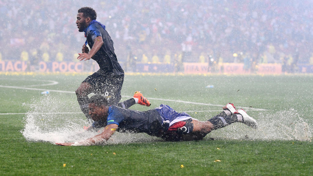 Die Weltmeister trotzen dem schlechten Wetter in Moskau
