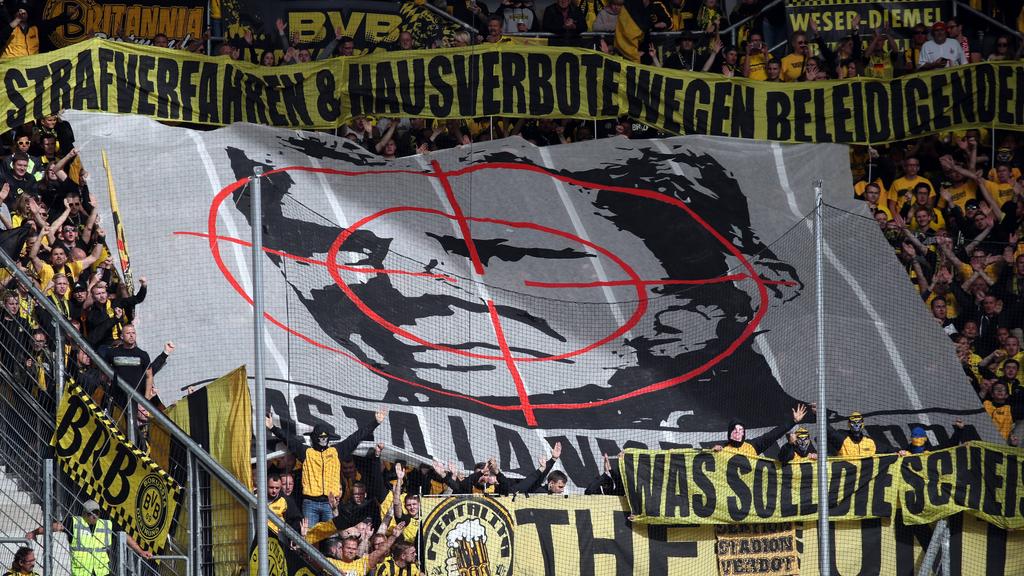 BVB-Fans attackierten Hoffenheim-Mäzen Dietmar Hopp mehrfach mit Stadion-Bannern