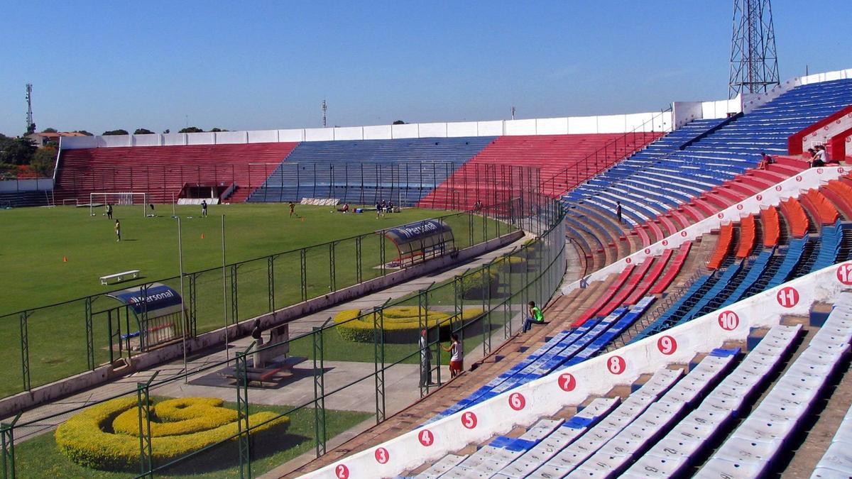 In Paraguay bleiben die Stadien auch in Zukunft leer In Paraguay bleiben die Stadien auch in Zukunft leer