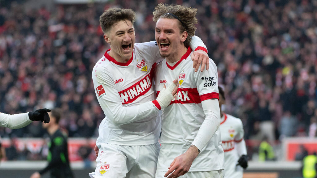 Nick Woltemade (r.) kam erst im Sommer zum VfB Stuttgart Nick Woltemade (r.) kam erst im Sommer zum VfB Stuttgart