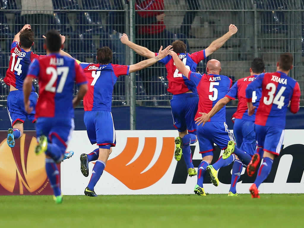Basel feiert den Aufstieg gegen die Salzburger Basel feiert den Aufstieg gegen die Salzburger