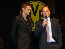 Sebastian Kehl (li.) wurde offiziell vorgestellt