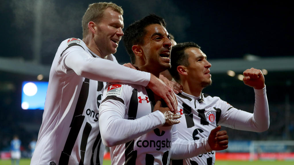 Der FC St. Pauli feiert einen wichtigen Dreier beim VfL Bochum
