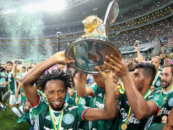 Zé Roberto y SE Palmeiras se coronaron campeón anticipado en Brasil. (Foto: Getty)