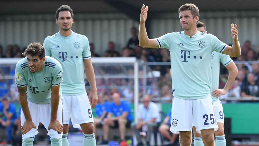 Bild mit Symbolcharakter: Der FC Bayern hadert!