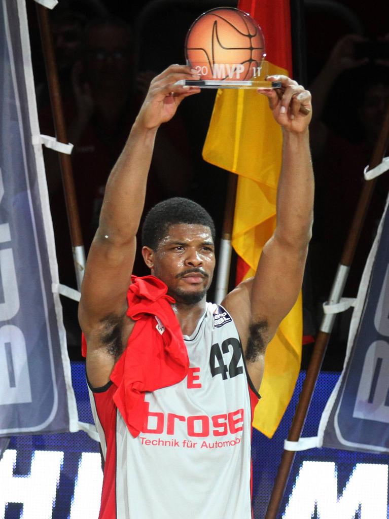 2011: Kyle Hines (Brose Baskets Bamberg)