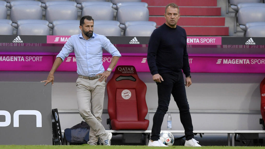 Hansi Flick (r.) und Hasan Salihamidzic sorgen weiterhin für großen Zündstoff beim FC Bayern