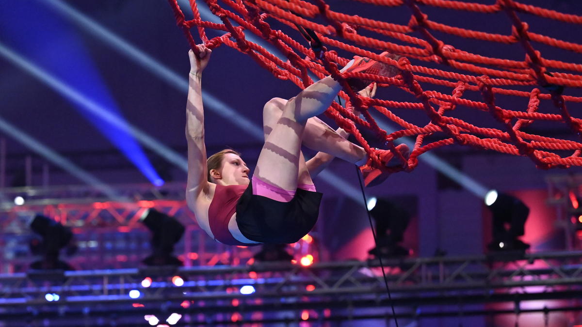Tatjana Holz ist im Ninja-Parcours in ihrem Element - und stets konzentriert Tatjana Holz ist im Ninja-Parcours in ihrem Element - und stets konzentriert