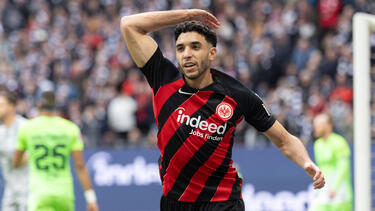 Omar Marmoush steht bei Eintracht Frankfurt bis 2027 unter Vertrag