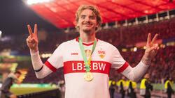 Nick Woltemade wurde mit dem VfB Stuttgart DFB-Pokalsieger