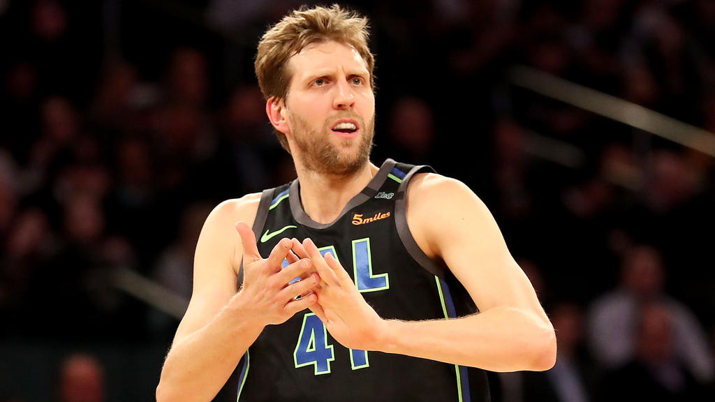 Nowitzki könnte sich mit der Reservistenrolle anfreunden Nowitzki könnte sich mit der Reservistenrolle anfreunden
