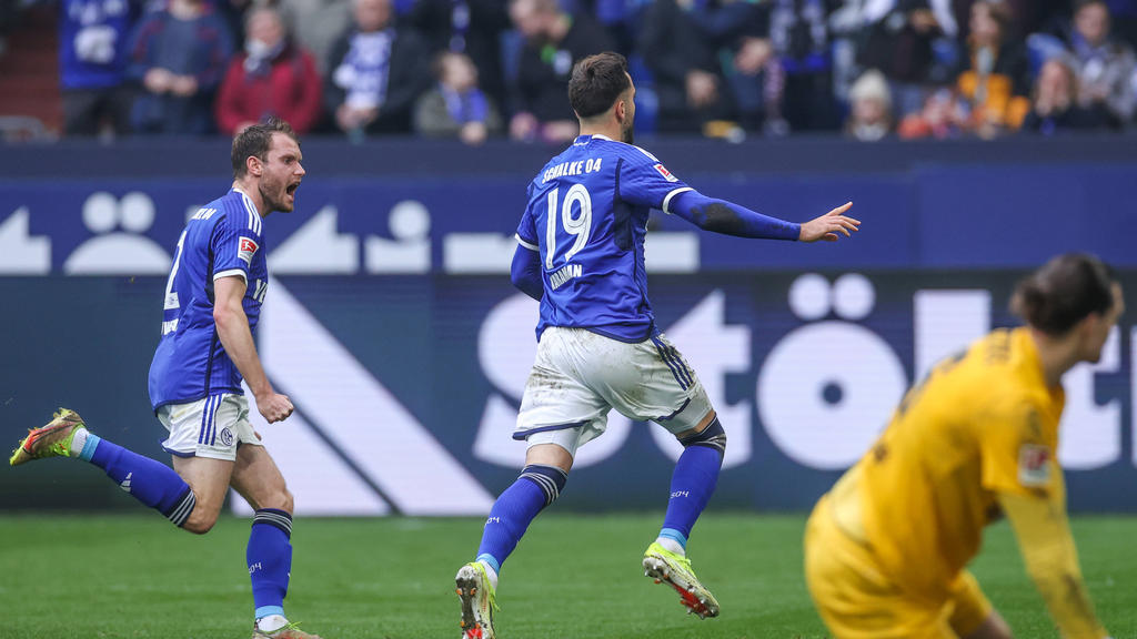 Schalke verschafft sich Luft im Abstiegskampf
