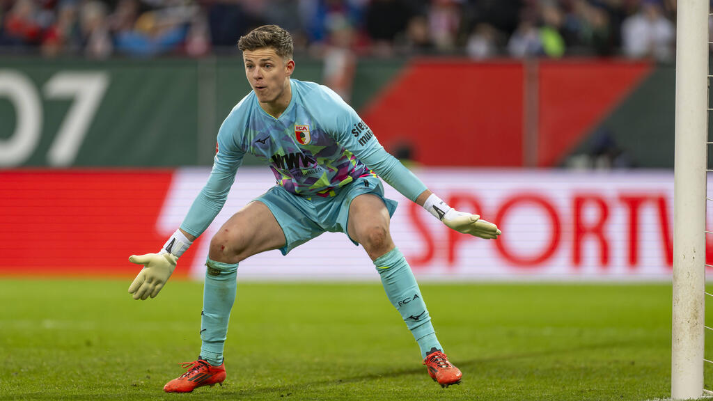 Augsburg-Torwart Finn Dahmen hat in der Bundesliga eine starke Serie Augsburg-Torwart Finn Dahmen hat in der Bundesliga eine starke Serie
