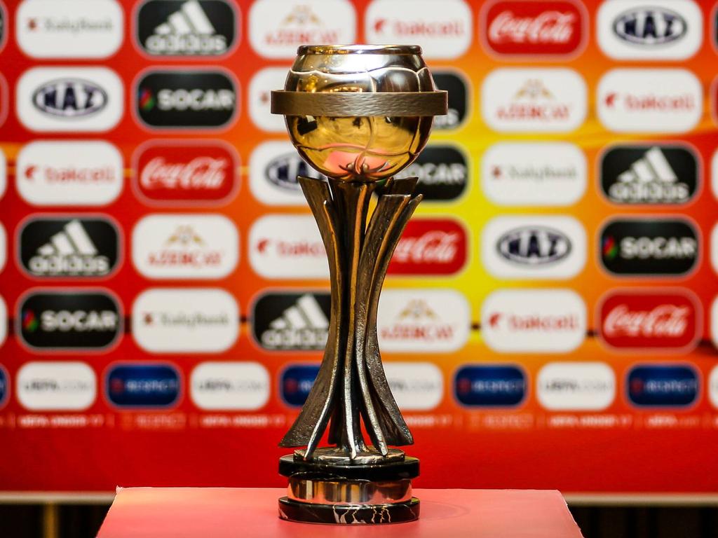 El trofeo de la Eurocopa Sub-17. (Getty)