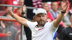Kölns Trainer Steffen Baumgart jubelt über den Sieg gegen den VfL Bochum