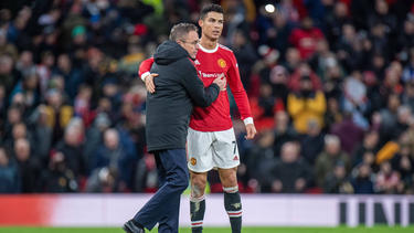 Ralf Rangnick (l.) coacht seit einigen Wochen Manchester United mit Cristiano Ronaldo