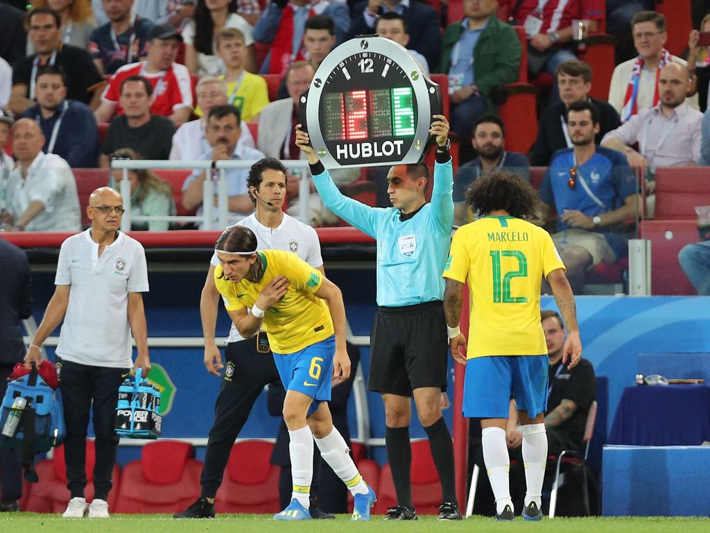 Filipe Luis sustituye a Marcelo en el duelo ante Serbia. (Foto: Imago)