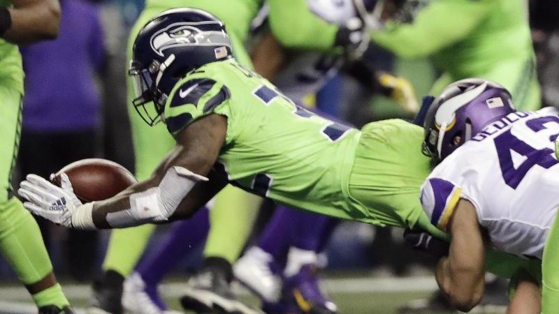 Seattles Chris Carson erzielte den einzigen Touchdown für sein Team Seattles Chris Carson erzielte den einzigen Touchdown für sein Team