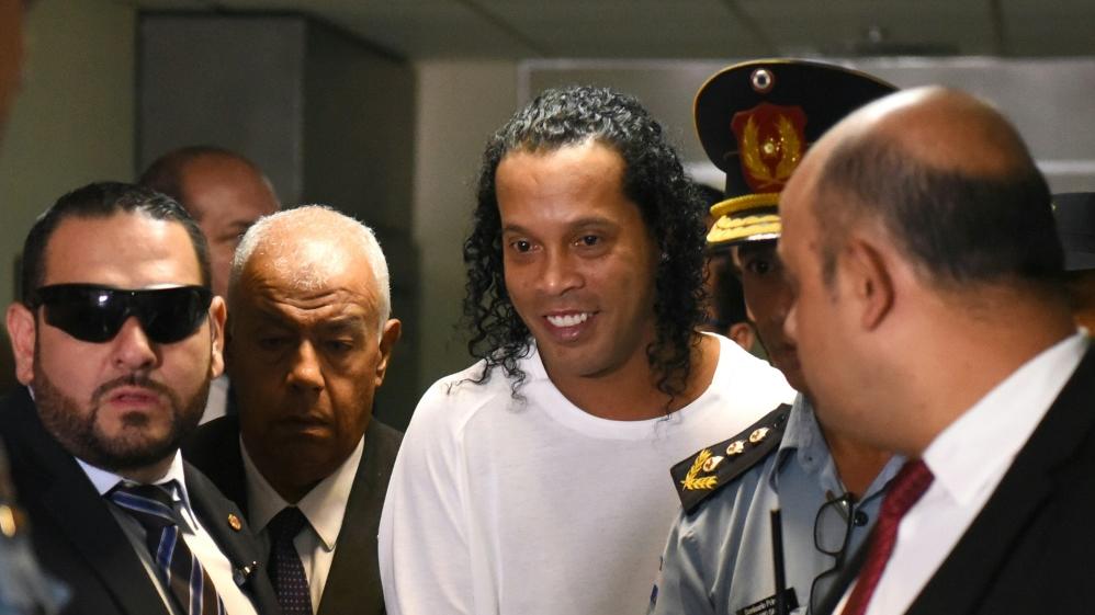 Ronaldinho bleibt in Haft