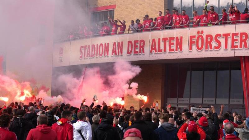 Bundesliga News Europacup Union Berlin Wahnt Sich In Hollywood